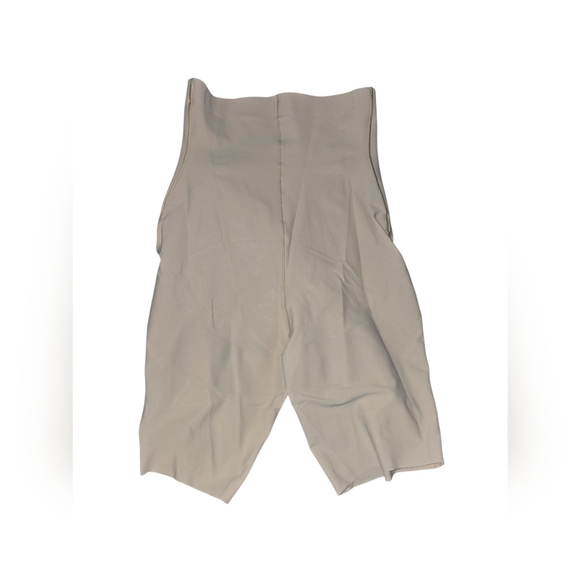 Womens Auden Cream Colored Shaping Shorts High-Waisted Seamless, Small, NWT!!! - Picture 2 of 3